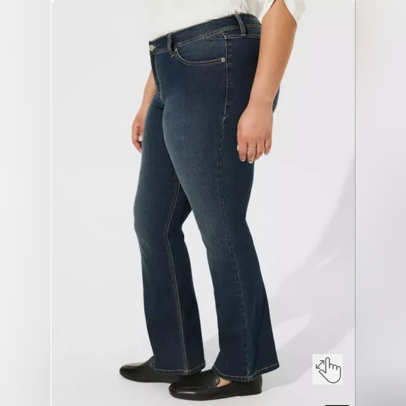 Torrid Luxe Slim Boot Jean Woman size 18R - Picture 3 of 15